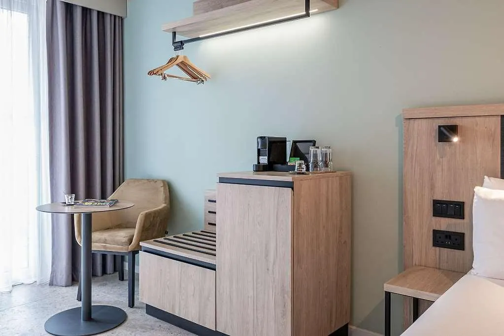 Hotel Mistral St Julians Affiliated By Melia Saint Julian's 0*,
